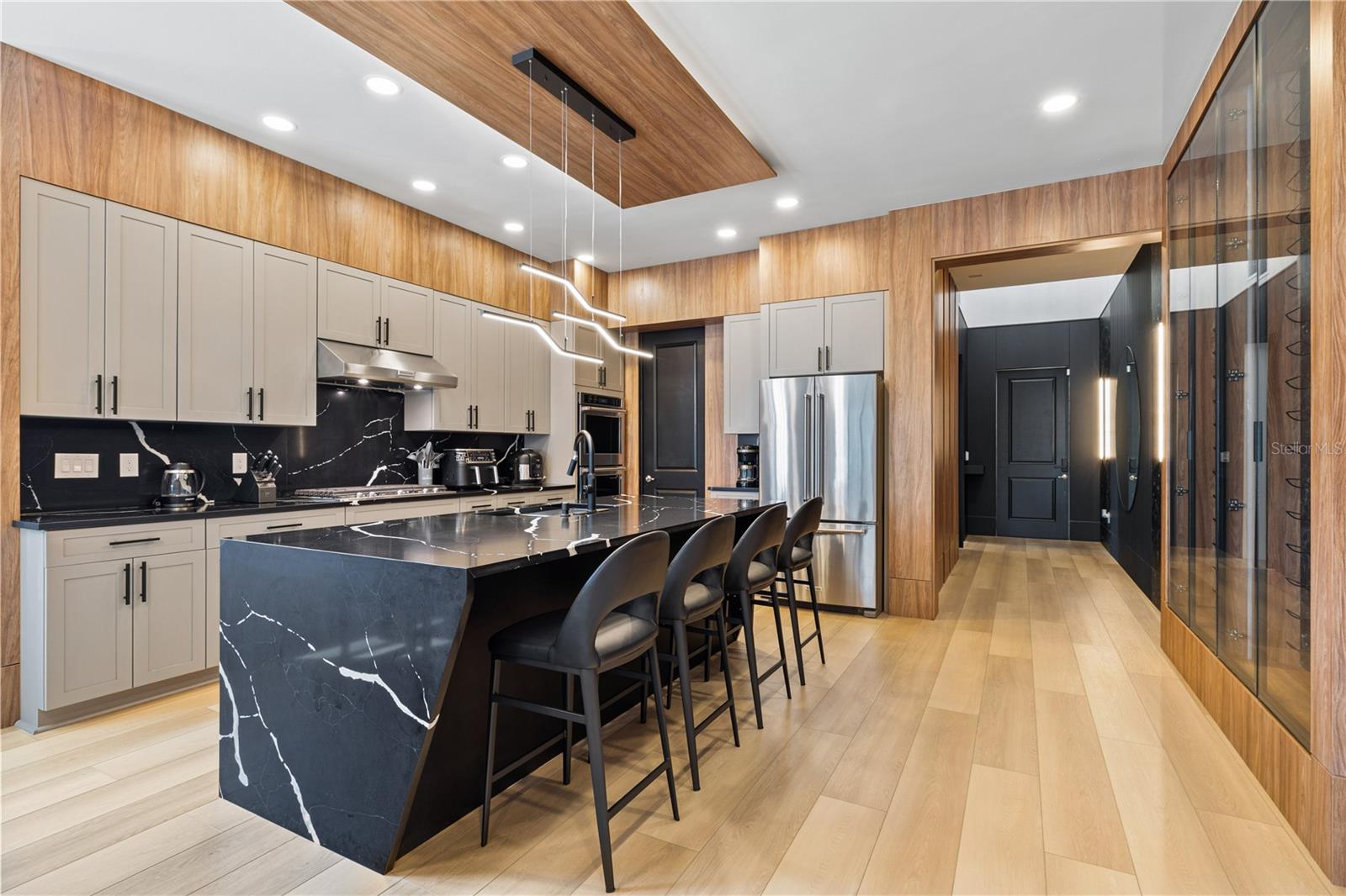 ROYAL CYPRESS PRESERVE - Residential