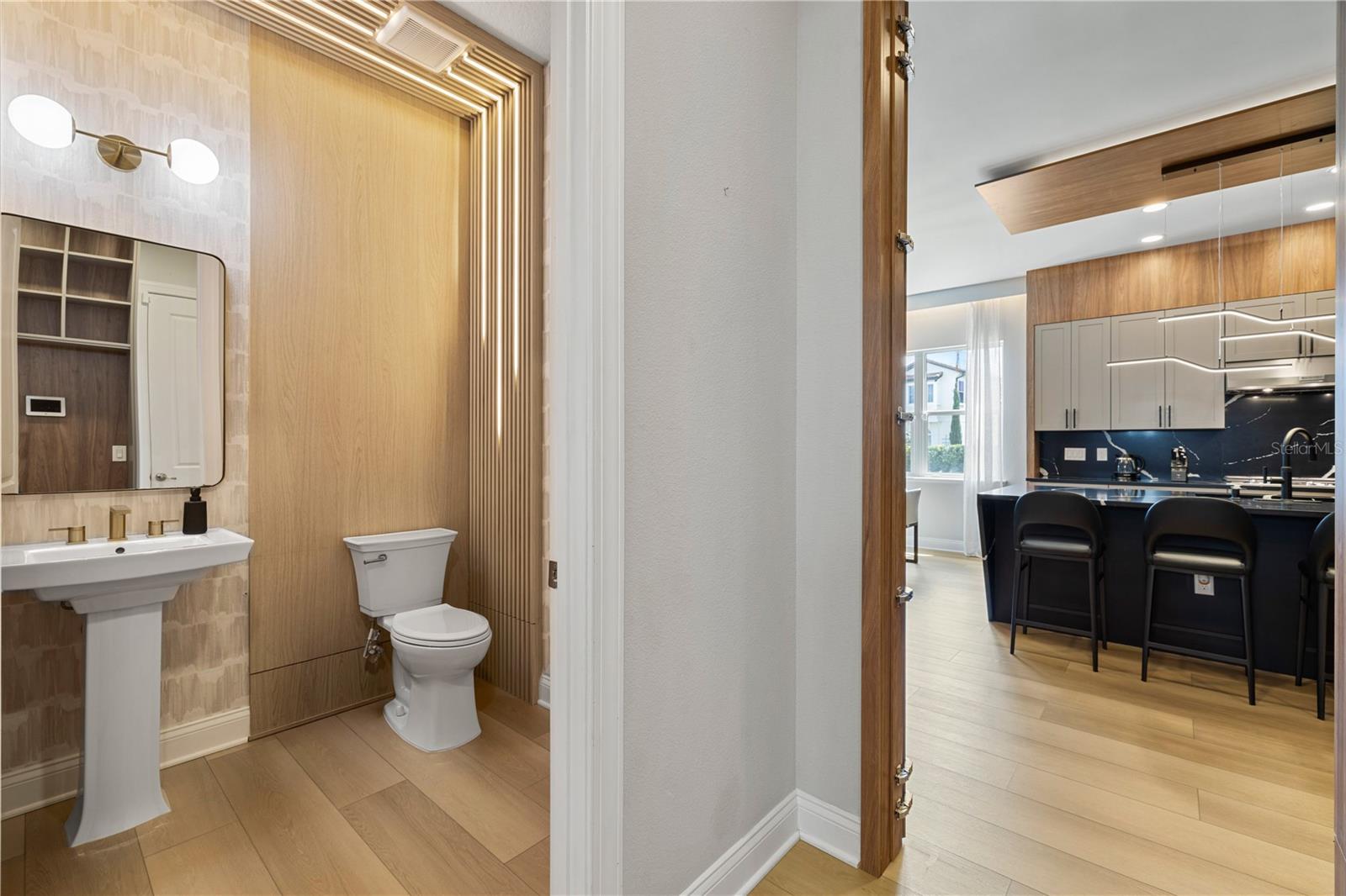 ROYAL CYPRESS PRESERVE - Residential