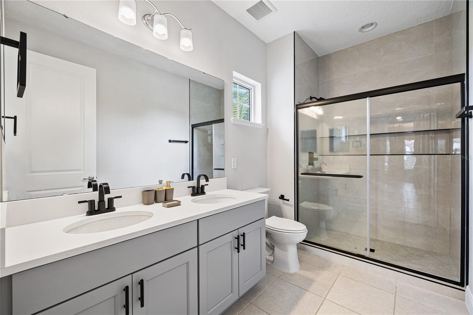 ROYAL CYPRESS PRESERVE - Residential