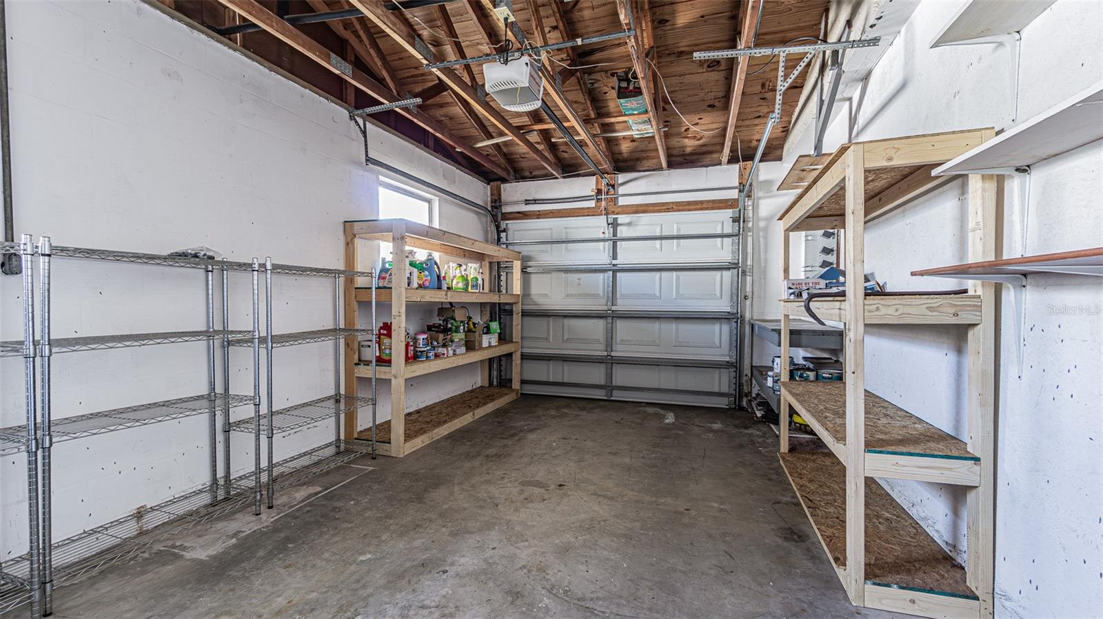 RIDGEWOOD GROVES - Residential