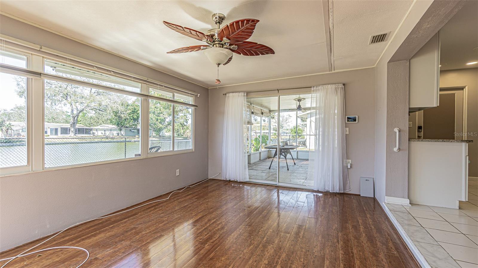 RIDGEWOOD GROVES - Residential