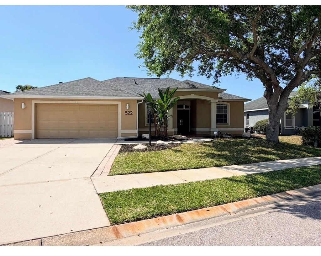 Photo of 522 Hunter Lane, Bradenton, FL 34212 (MLS # A4688342)