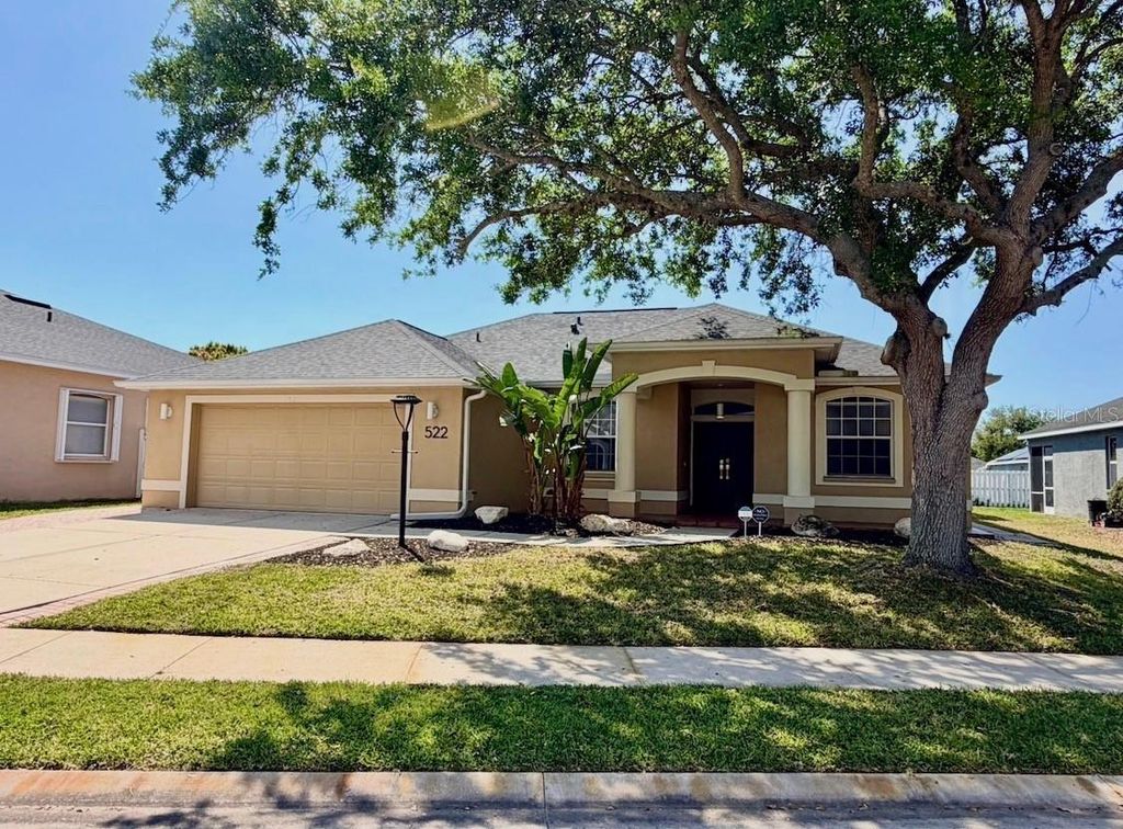 Photo of 522 Hunter Lane, Bradenton, FL 34212 (MLS # A4688342)