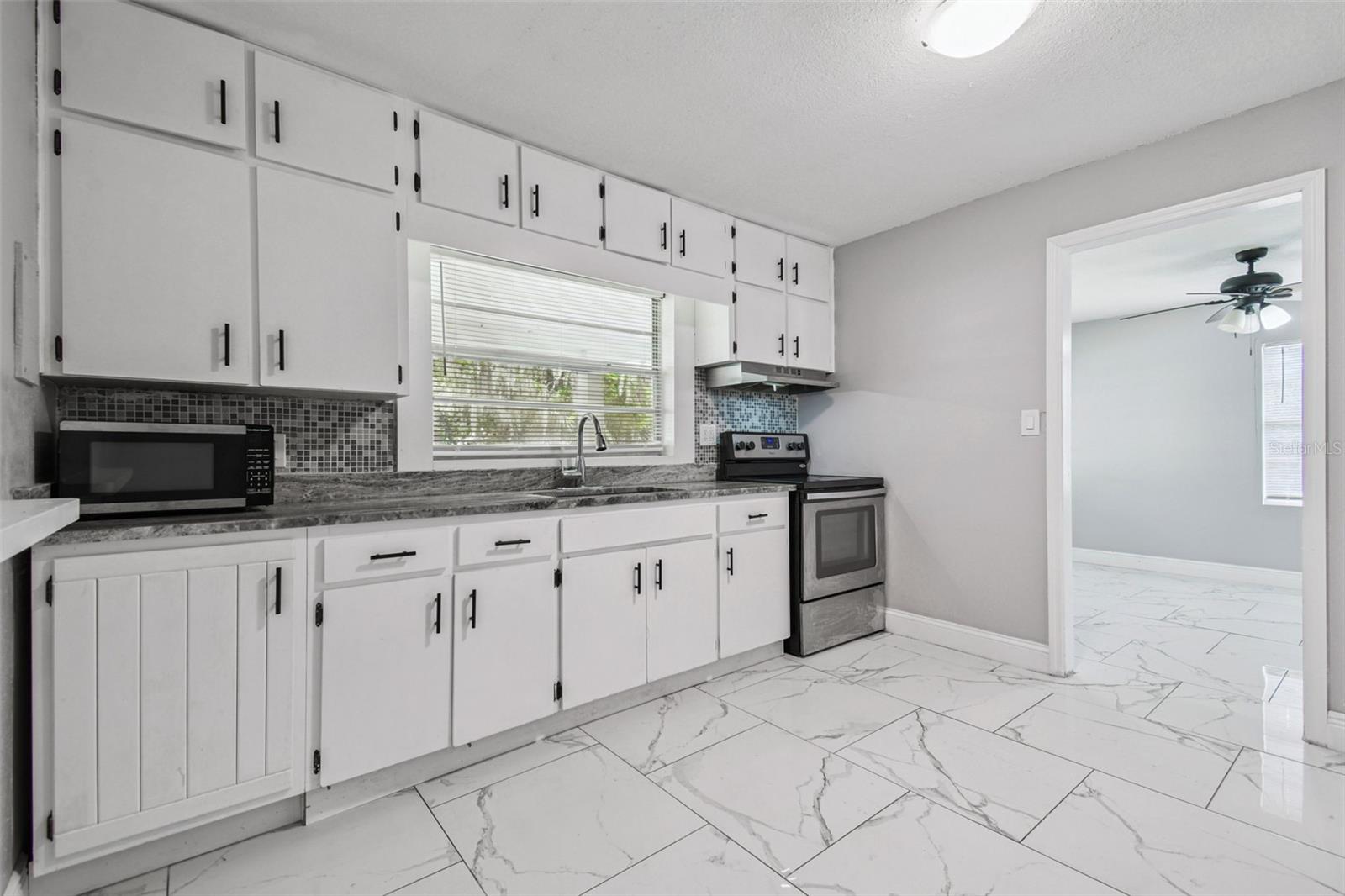 TAMPAS NORTH SIDE COUNTRY CLU - Residential Income