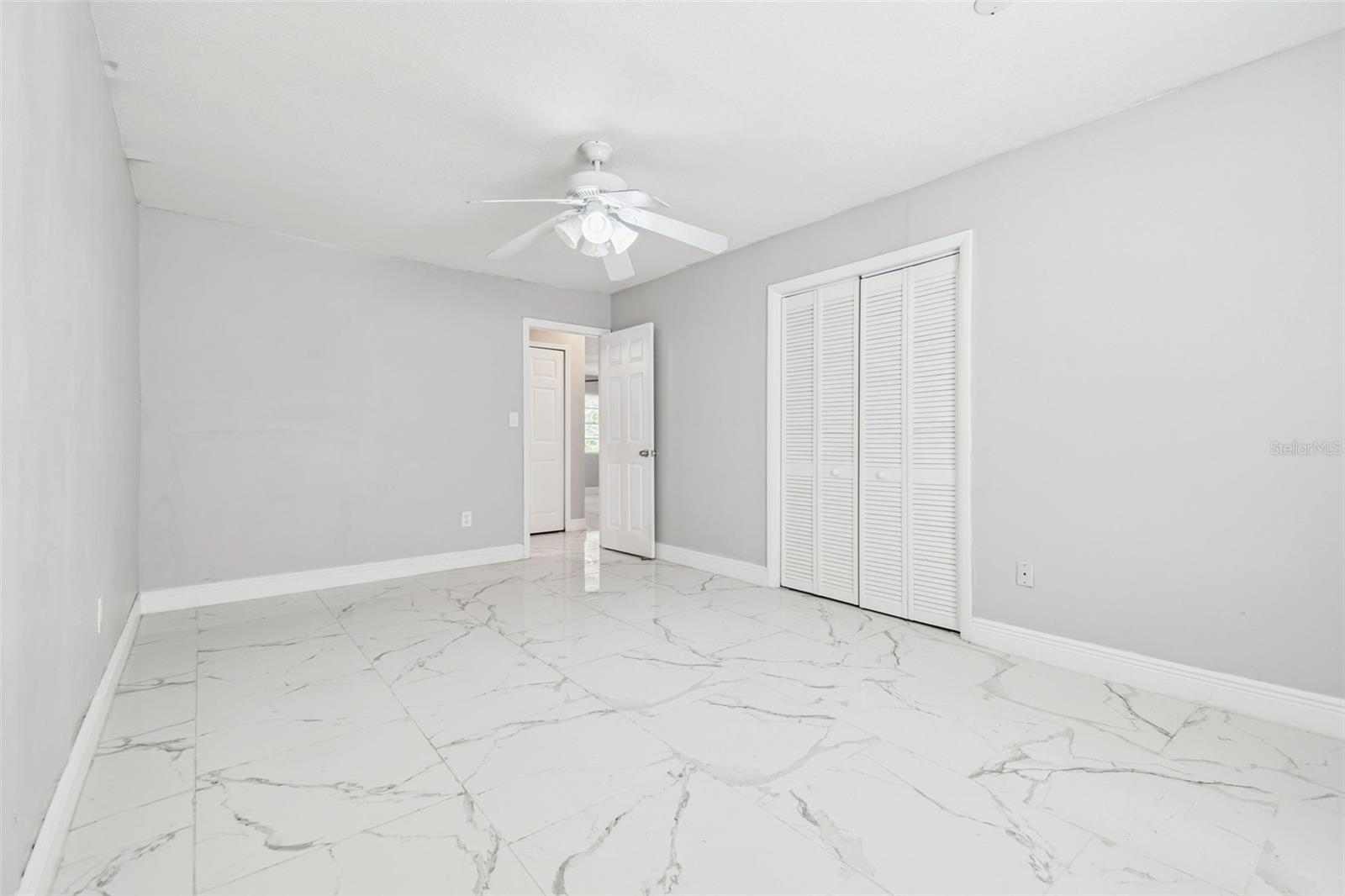 TAMPAS NORTH SIDE COUNTRY CLU - Residential Income