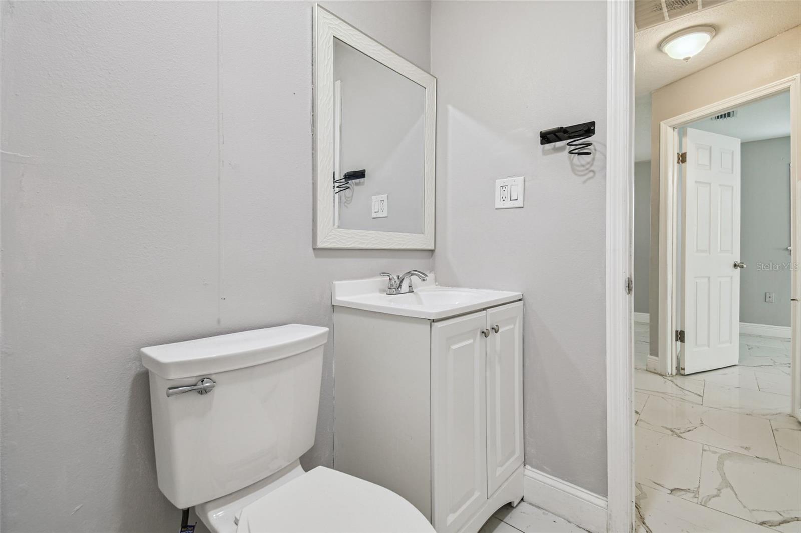 TAMPAS NORTH SIDE COUNTRY CLU - Residential Income