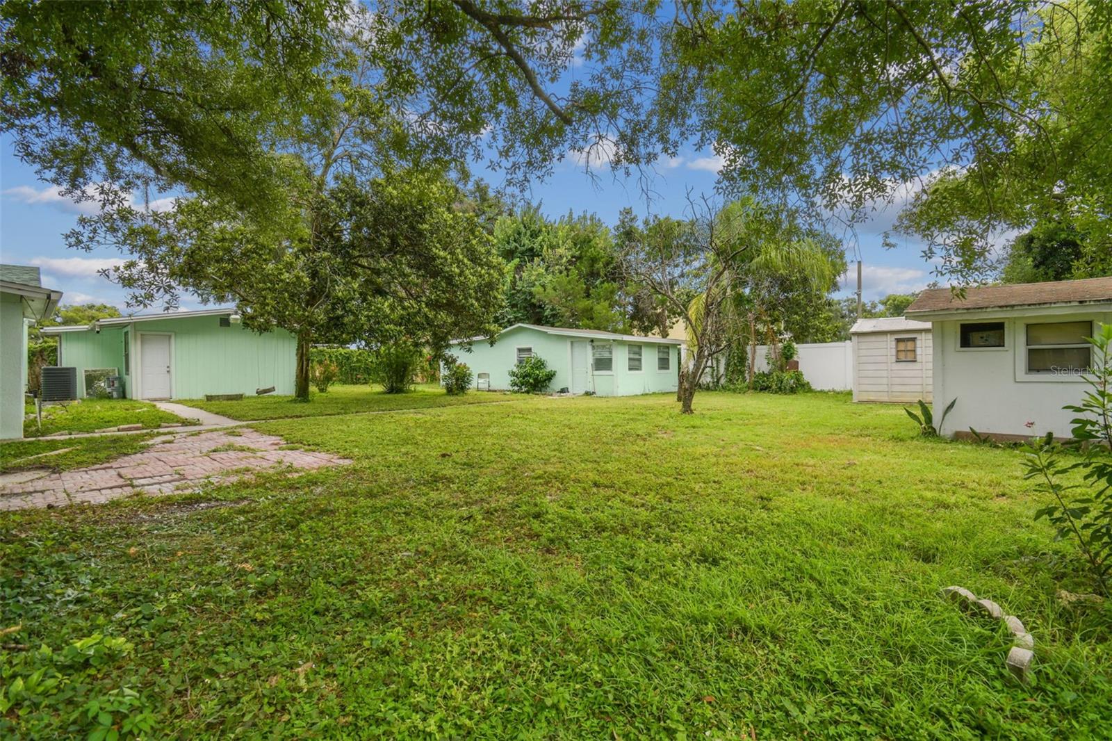 TAMPAS NORTH SIDE COUNTRY CLU - Residential Income