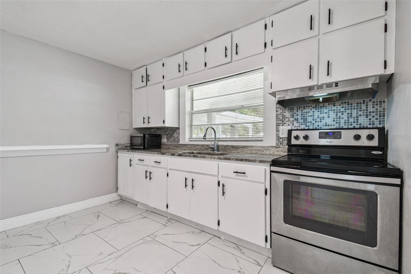 TAMPAS NORTH SIDE COUNTRY CLU - Residential Income