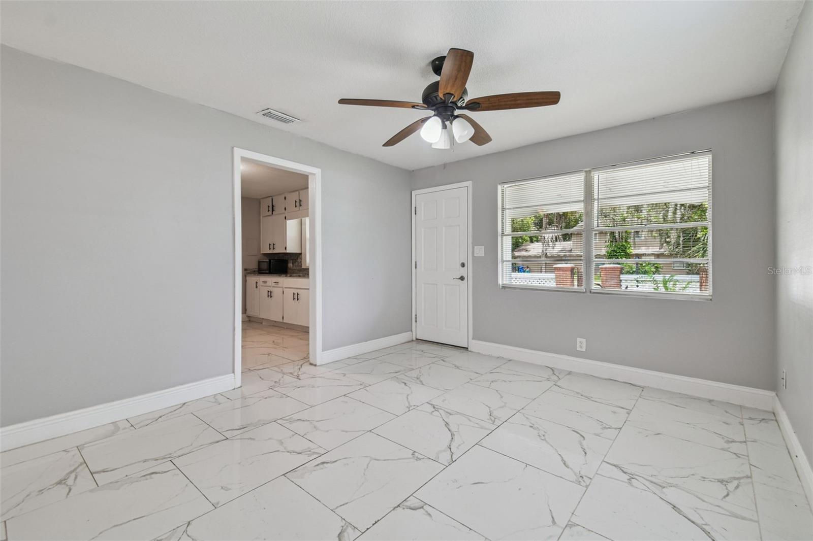 TAMPAS NORTH SIDE COUNTRY CLU - Residential Income