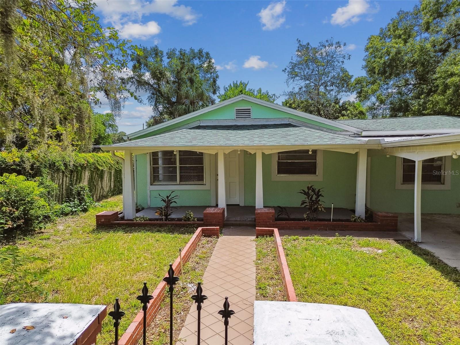 TAMPAS NORTH SIDE COUNTRY CLU - Residential Income