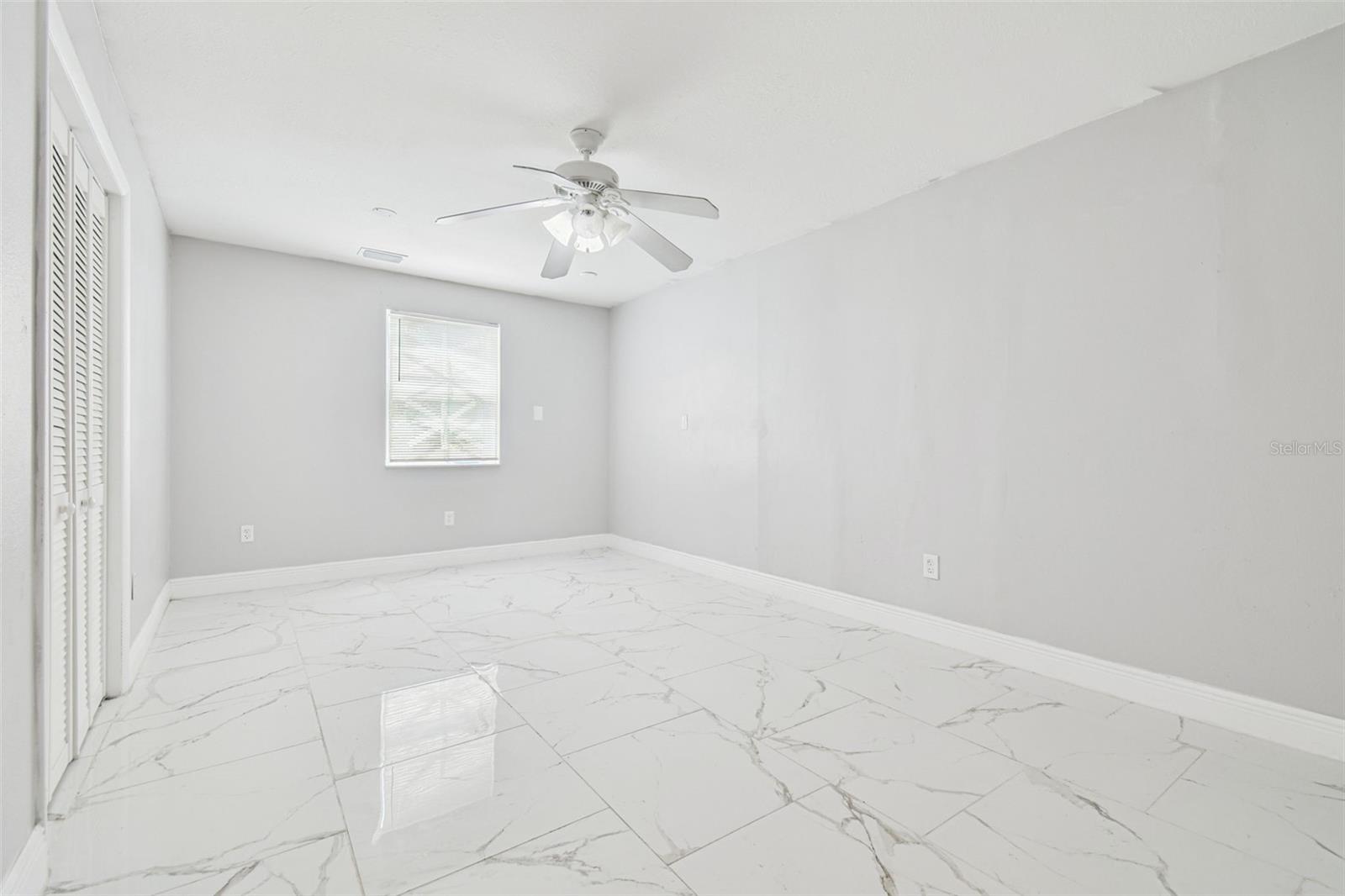 TAMPAS NORTH SIDE COUNTRY CLU - Residential Income