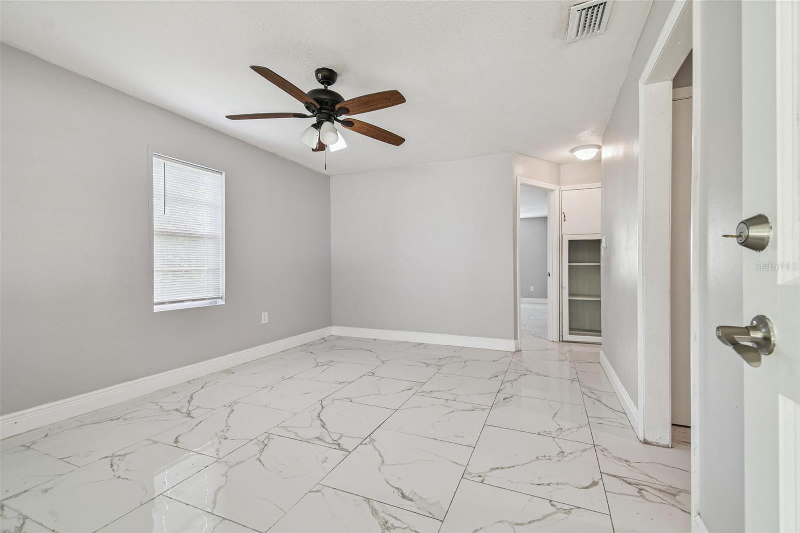 TAMPAS NORTH SIDE COUNTRY CLU - Residential Income