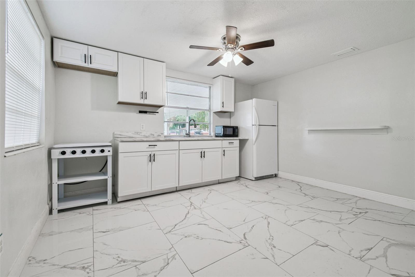 TAMPAS NORTH SIDE COUNTRY CLU - Residential Income