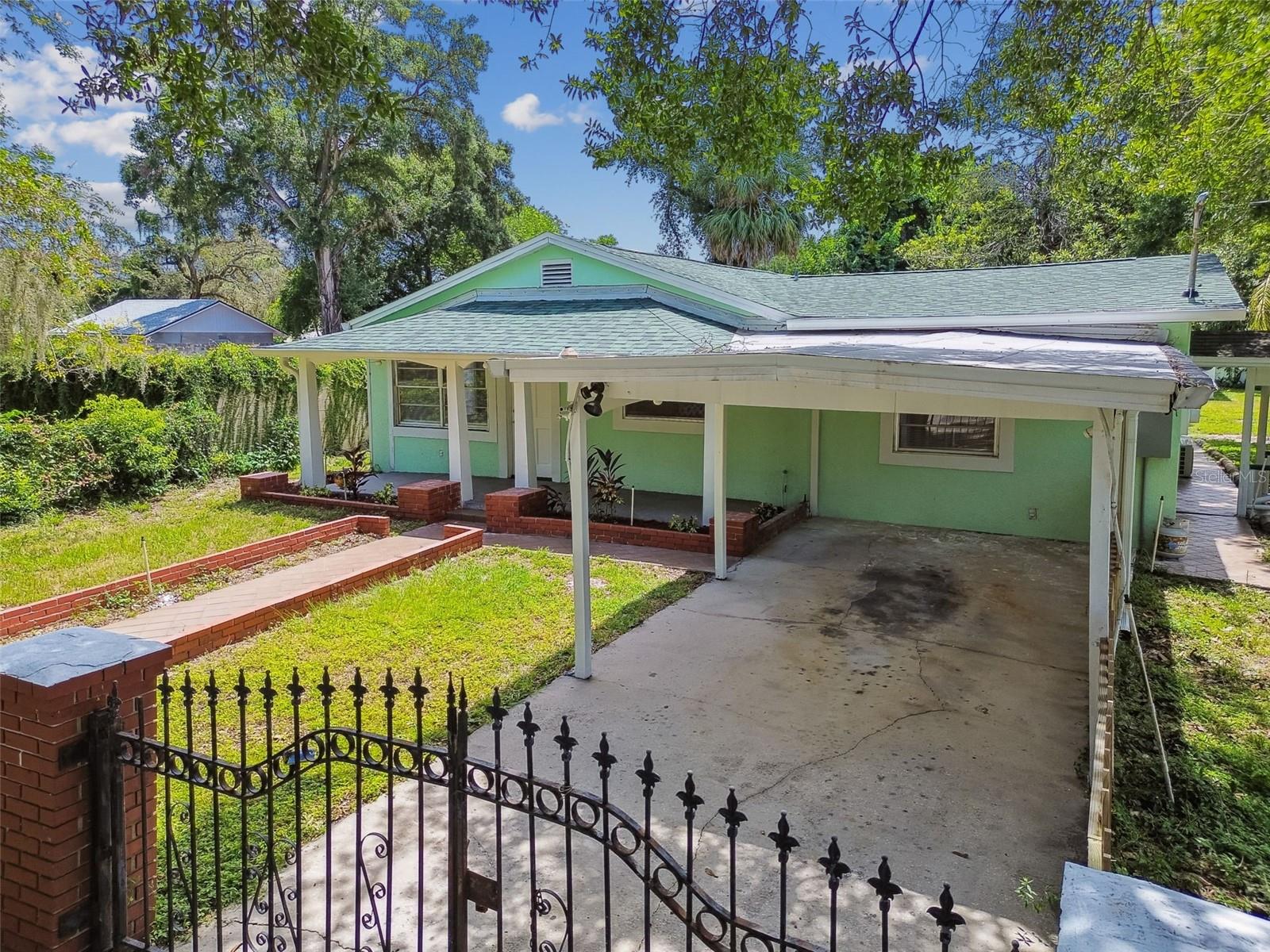 TAMPAS NORTH SIDE COUNTRY CLU - Residential Income