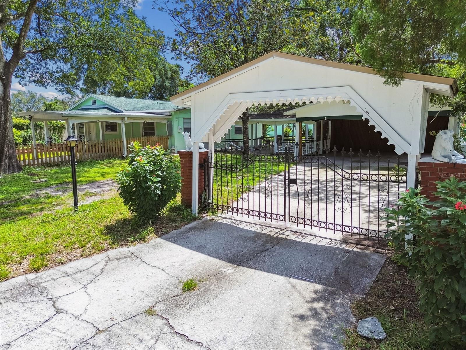 TAMPAS NORTH SIDE COUNTRY CLU - Residential Income