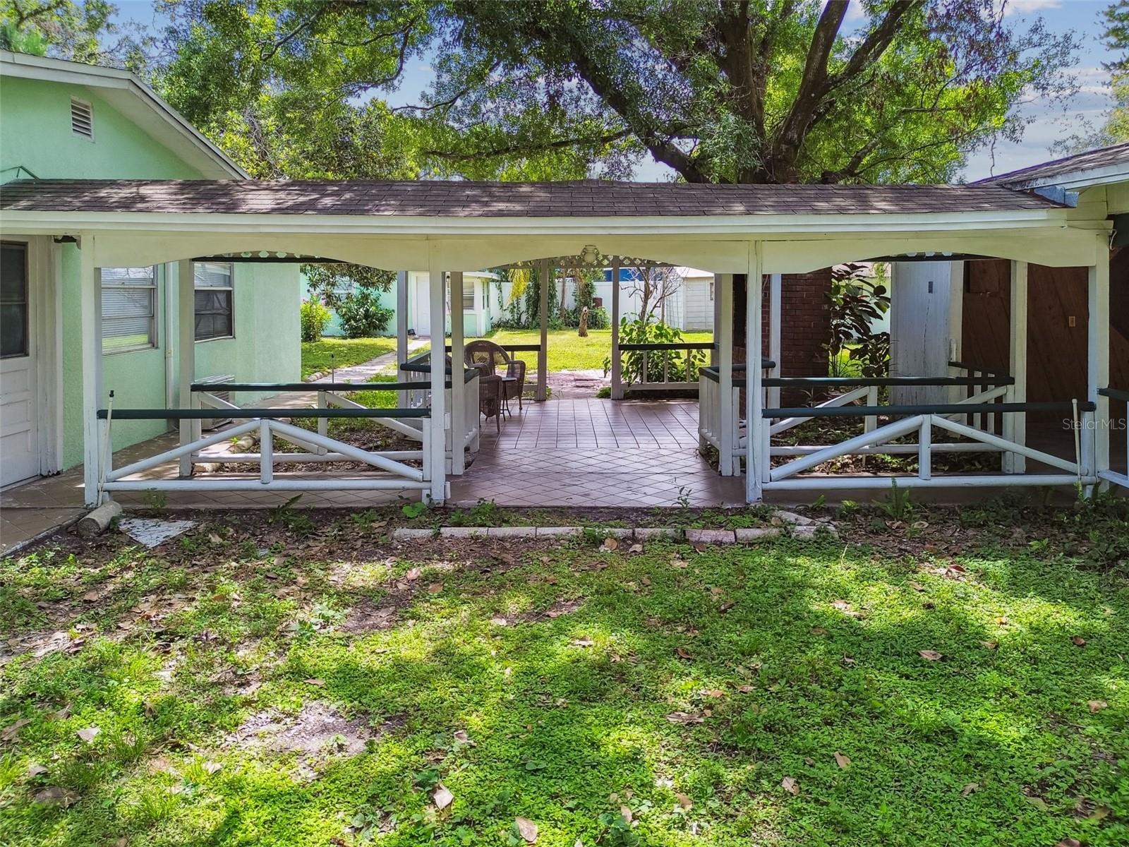 TAMPAS NORTH SIDE COUNTRY CLU - Residential Income