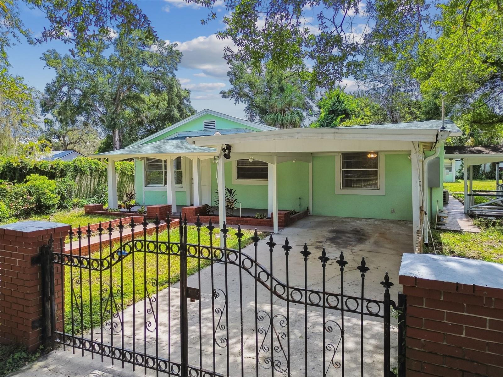 TAMPAS NORTH SIDE COUNTRY CLU - Residential Income