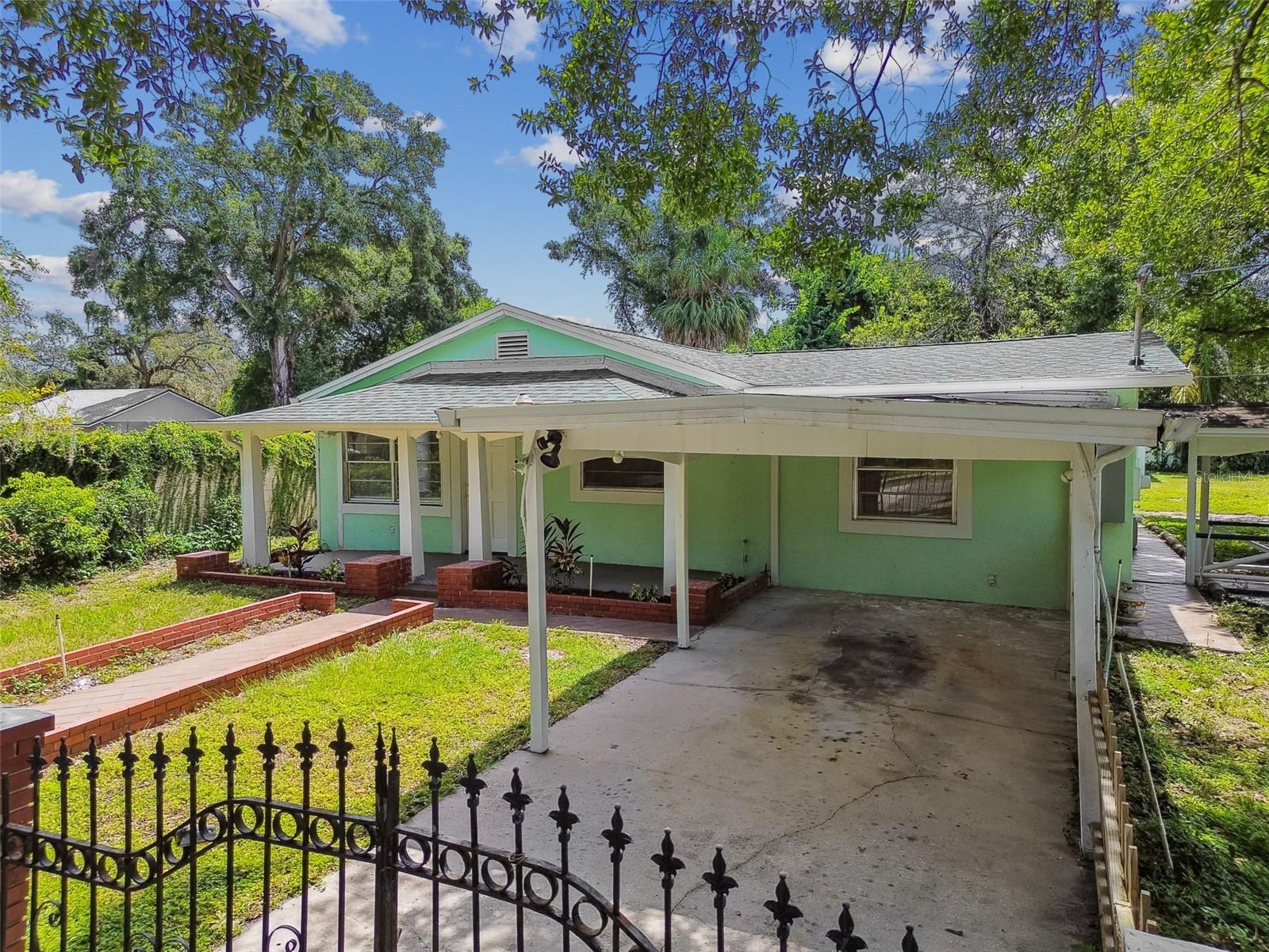 TAMPAS NORTH SIDE COUNTRY CLU - Residential Income