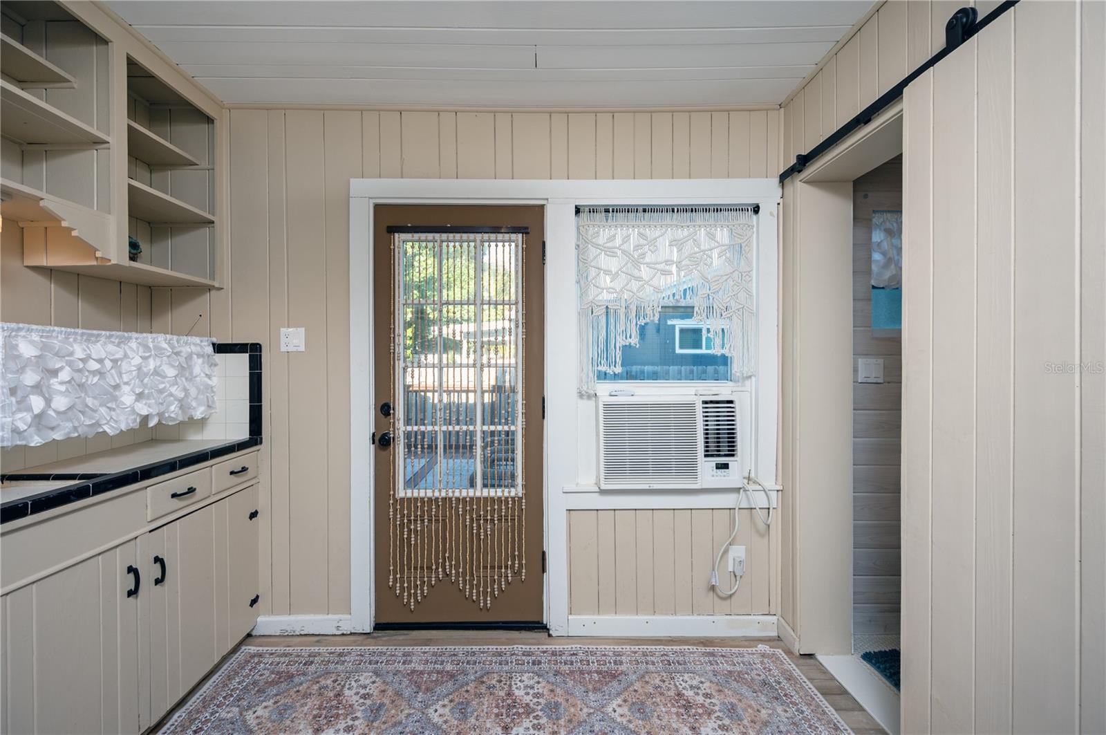 BENNETT BEACH - Residential