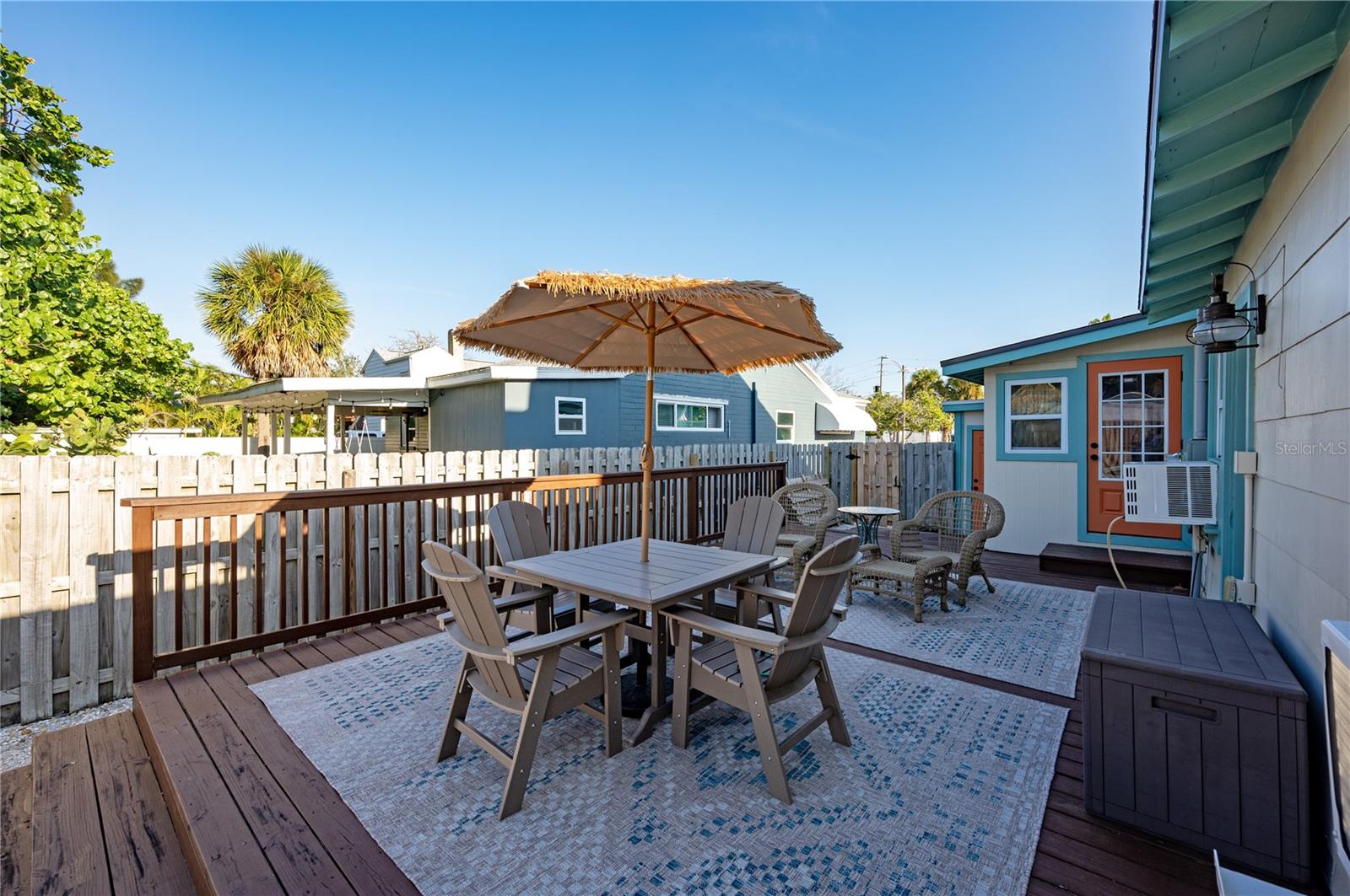 BENNETT BEACH - Residential