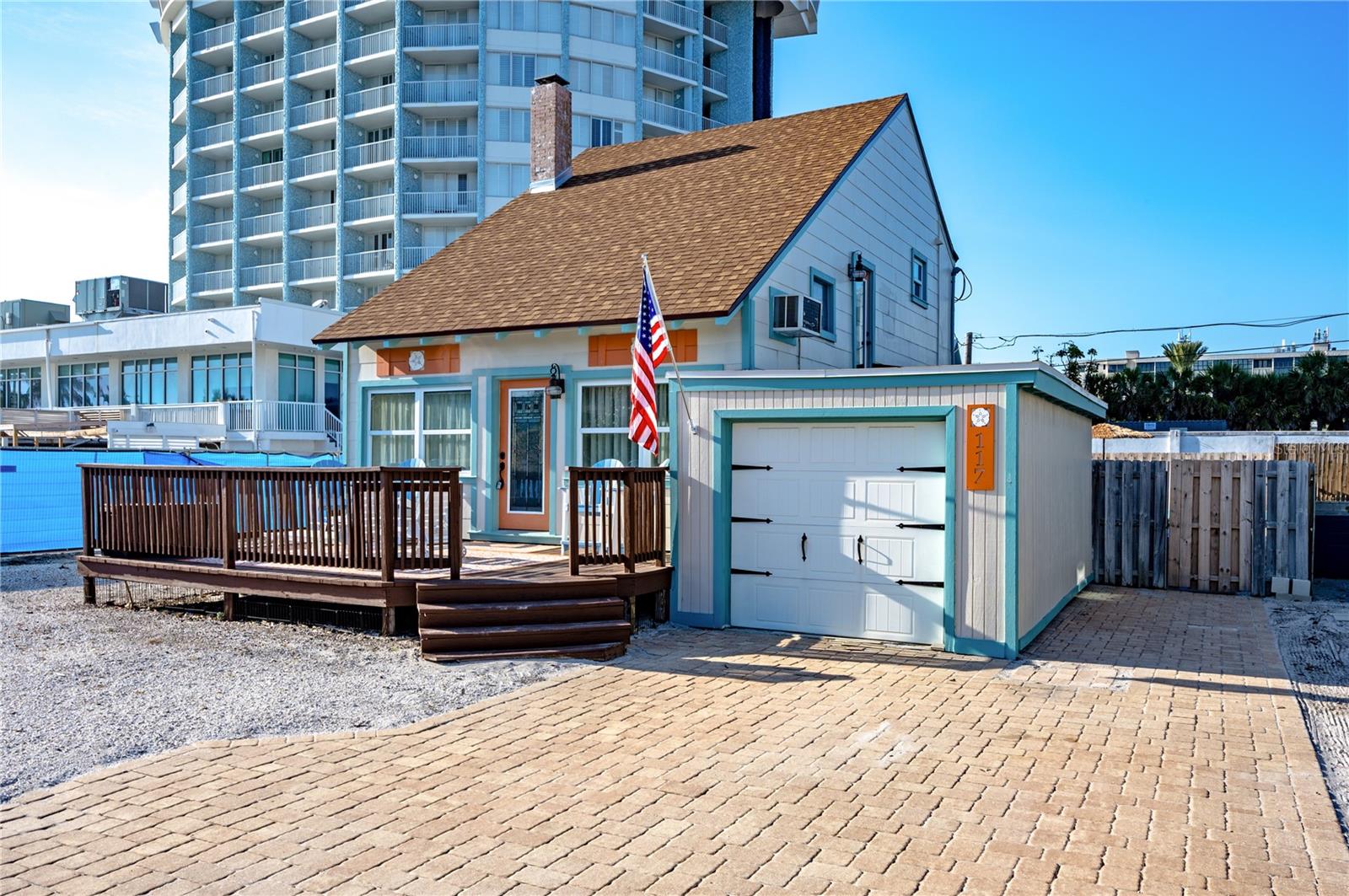 BENNETT BEACH - Residential