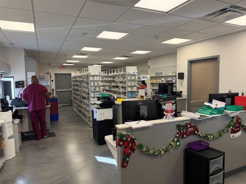 Tiny photo for 1536 S Pine Avenue, Ocala, FL 34471 (MLS # OM714982)