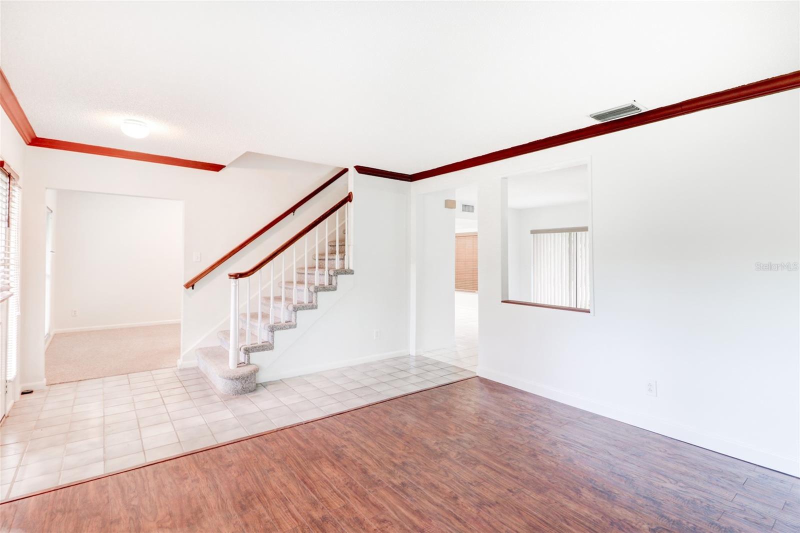 COUNTRY PLACE WEST UNIT V - Residential Lease