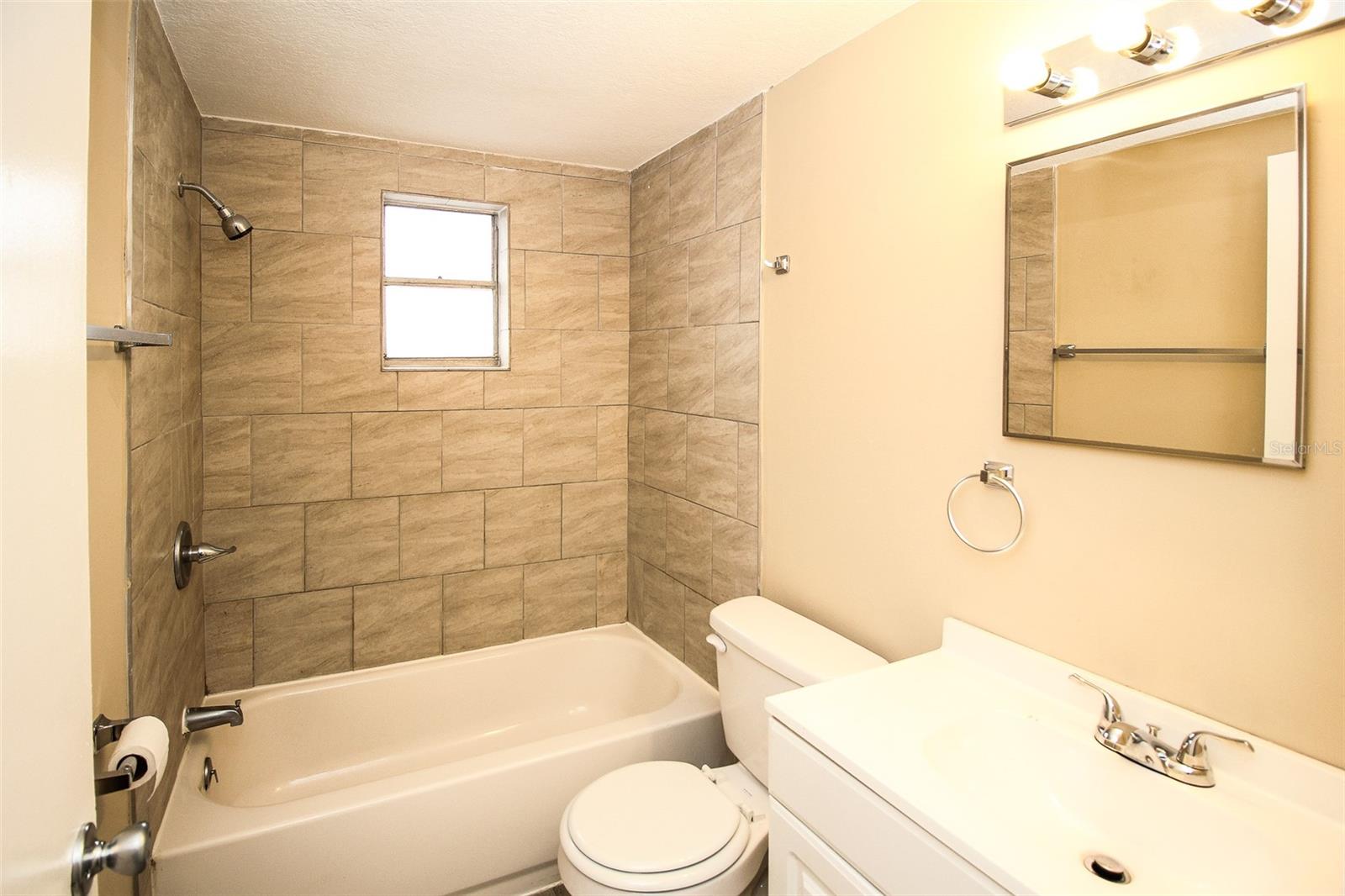 TAMPA TARPON SPGS LAND CO - Residential Lease