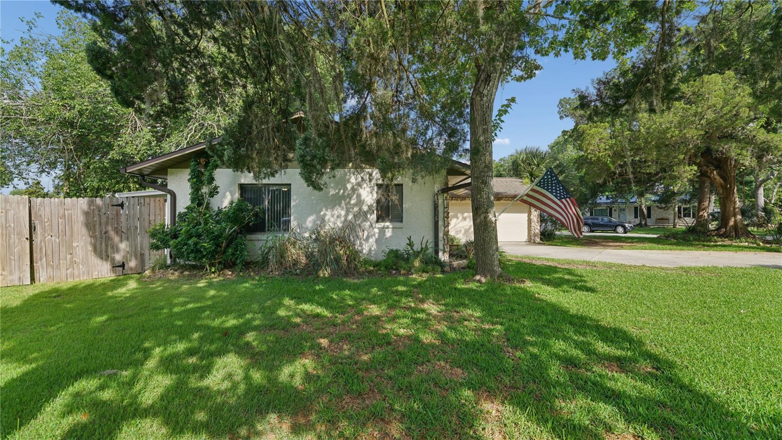 1968 RED CEDAR CIRCLE - Photo 4