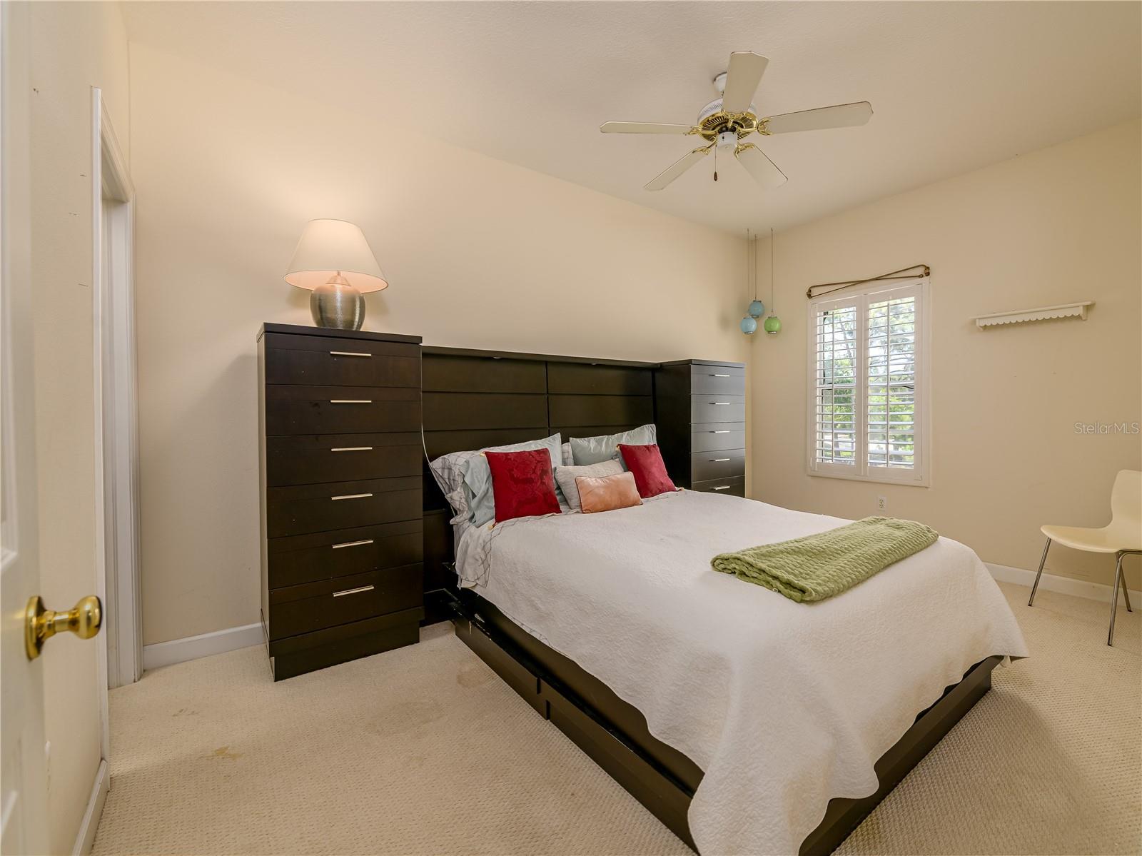 TOWNHOMES ON LINCOLN - Residential