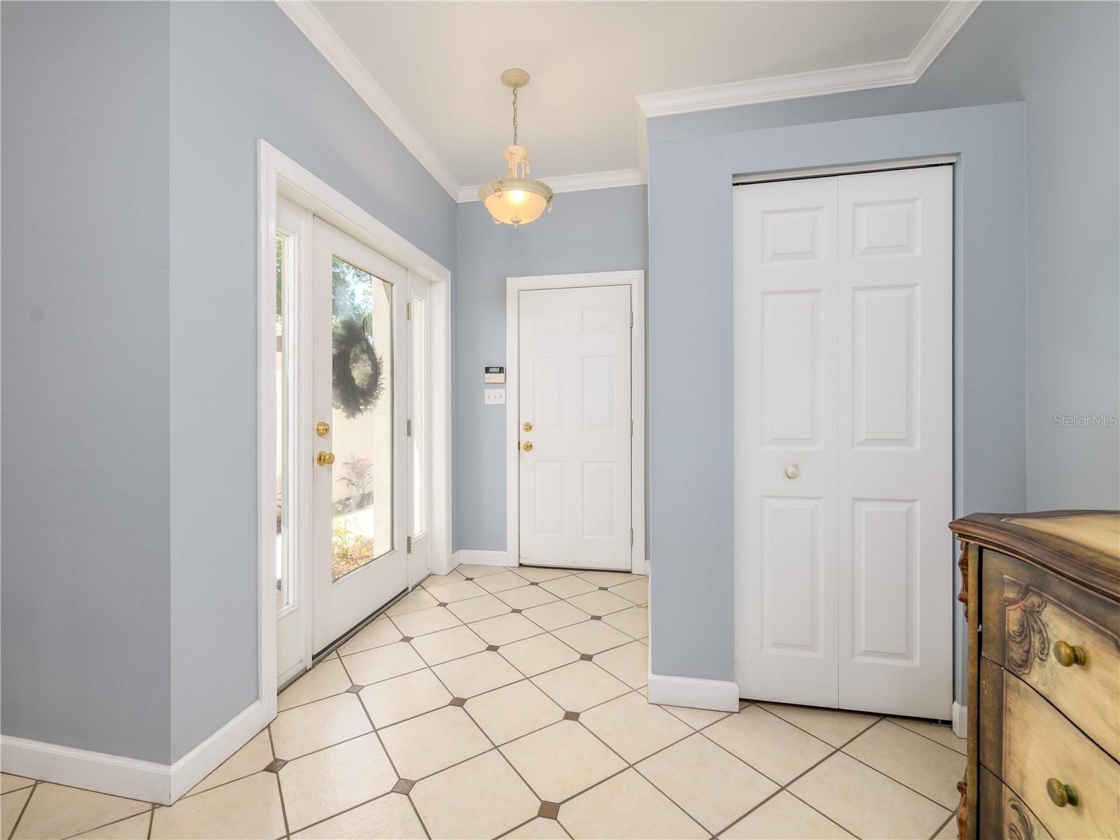 TOWNHOMES ON LINCOLN - Residential