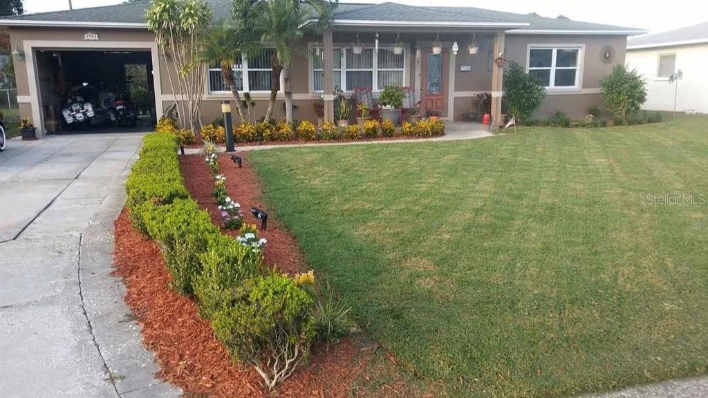Photo of 3901 Yardley Avenue N, St Petersburg, FL 33713 (MLS # TB8554883)