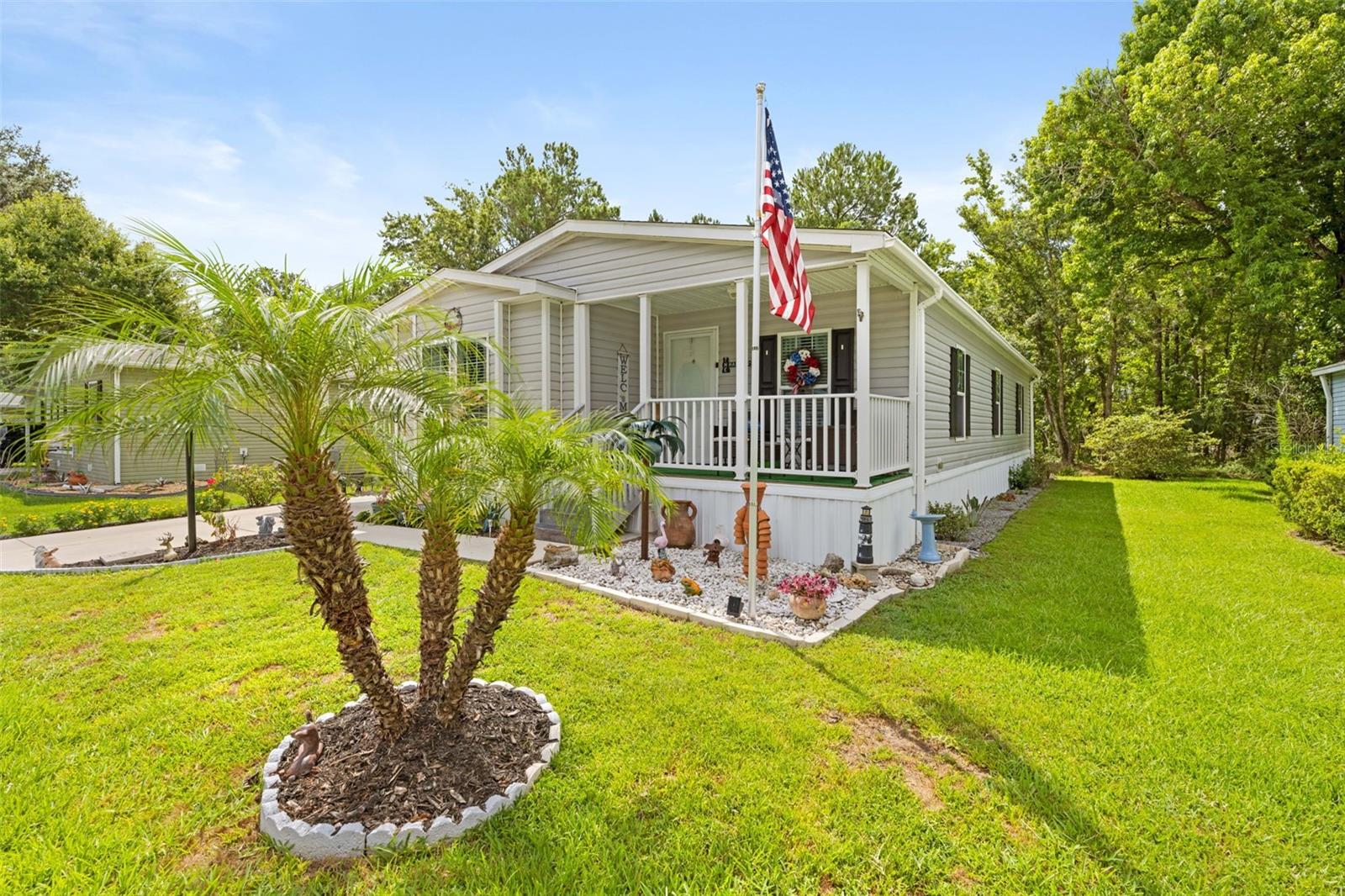 2940 KINGSWOOD CIRCLE