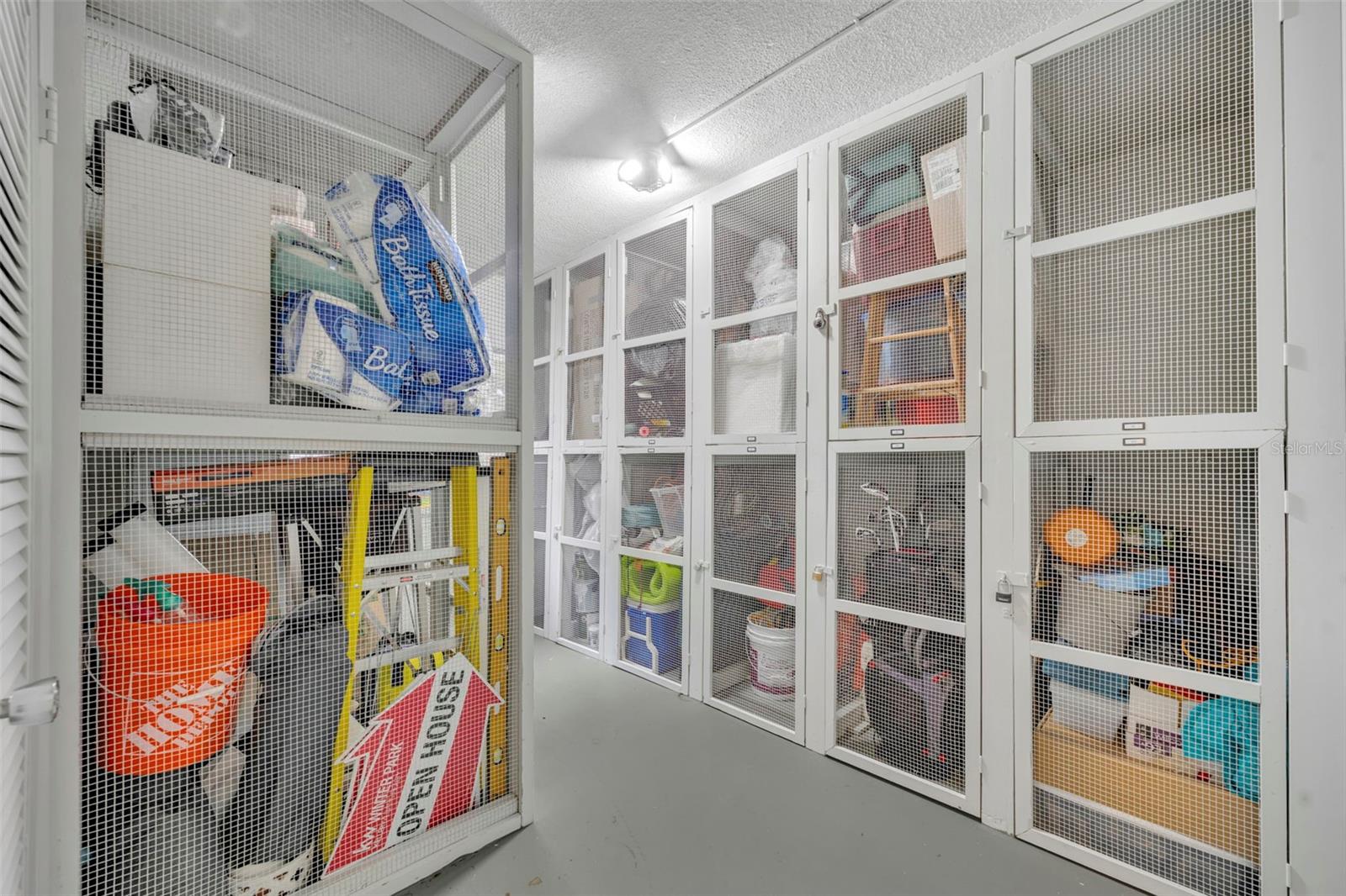 MAITLAND HARBOUR APTS - Residential