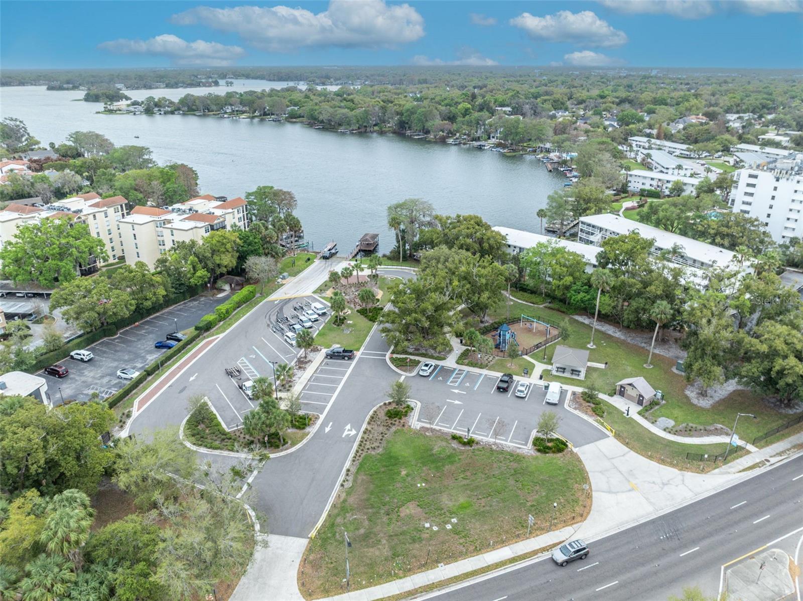 MAITLAND HARBOUR APTS - Residential