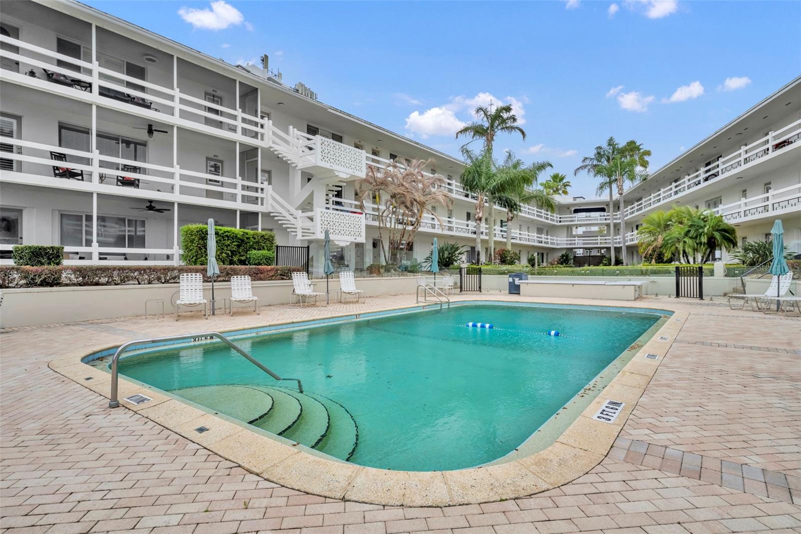 MAITLAND HARBOUR APTS - Residential