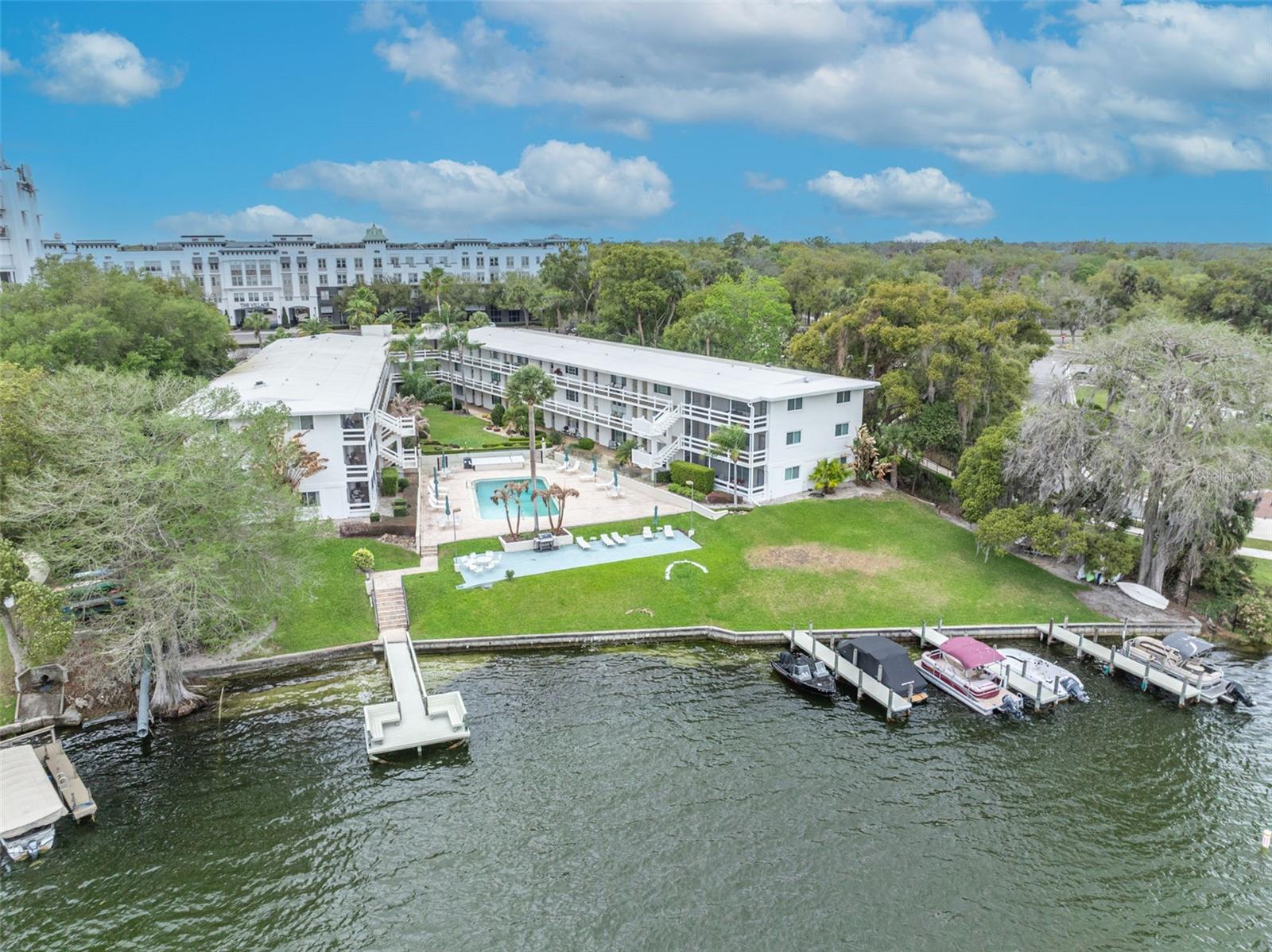 MAITLAND HARBOUR APTS - Residential