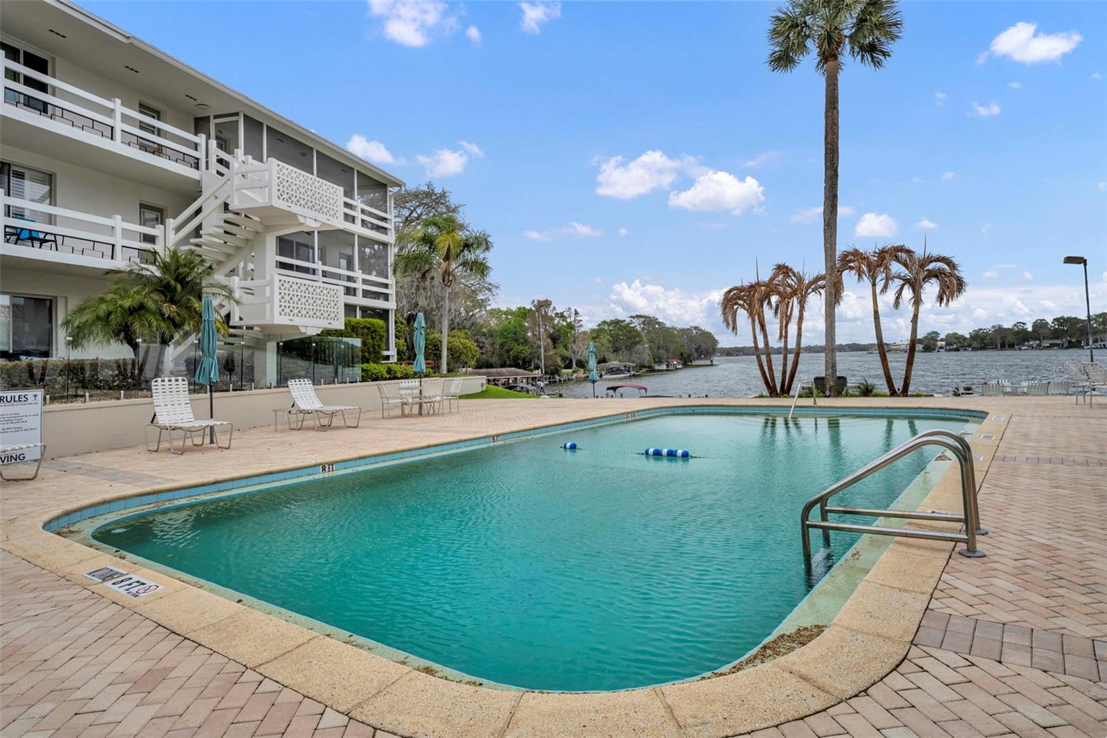 MAITLAND HARBOUR APTS - Residential