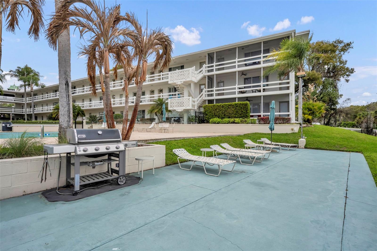 MAITLAND HARBOUR APTS - Residential