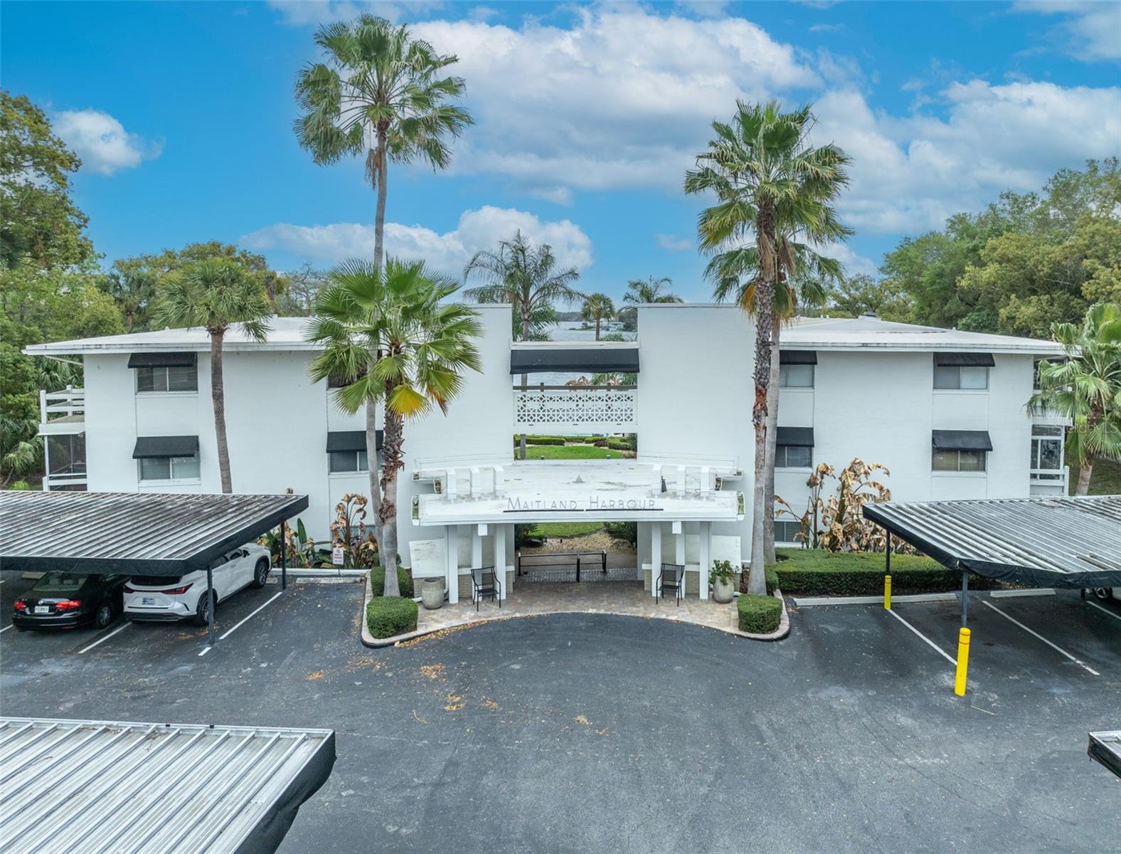 MAITLAND HARBOUR APTS - Residential