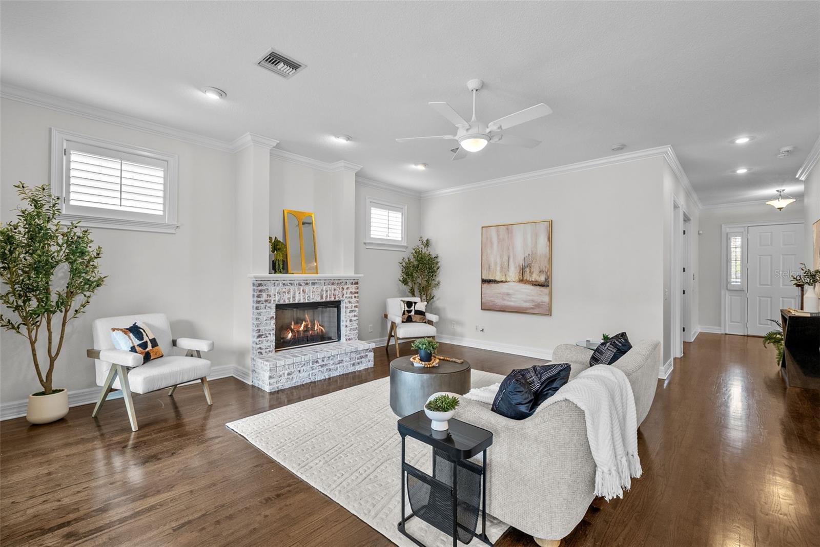 PICADILLY - Residential