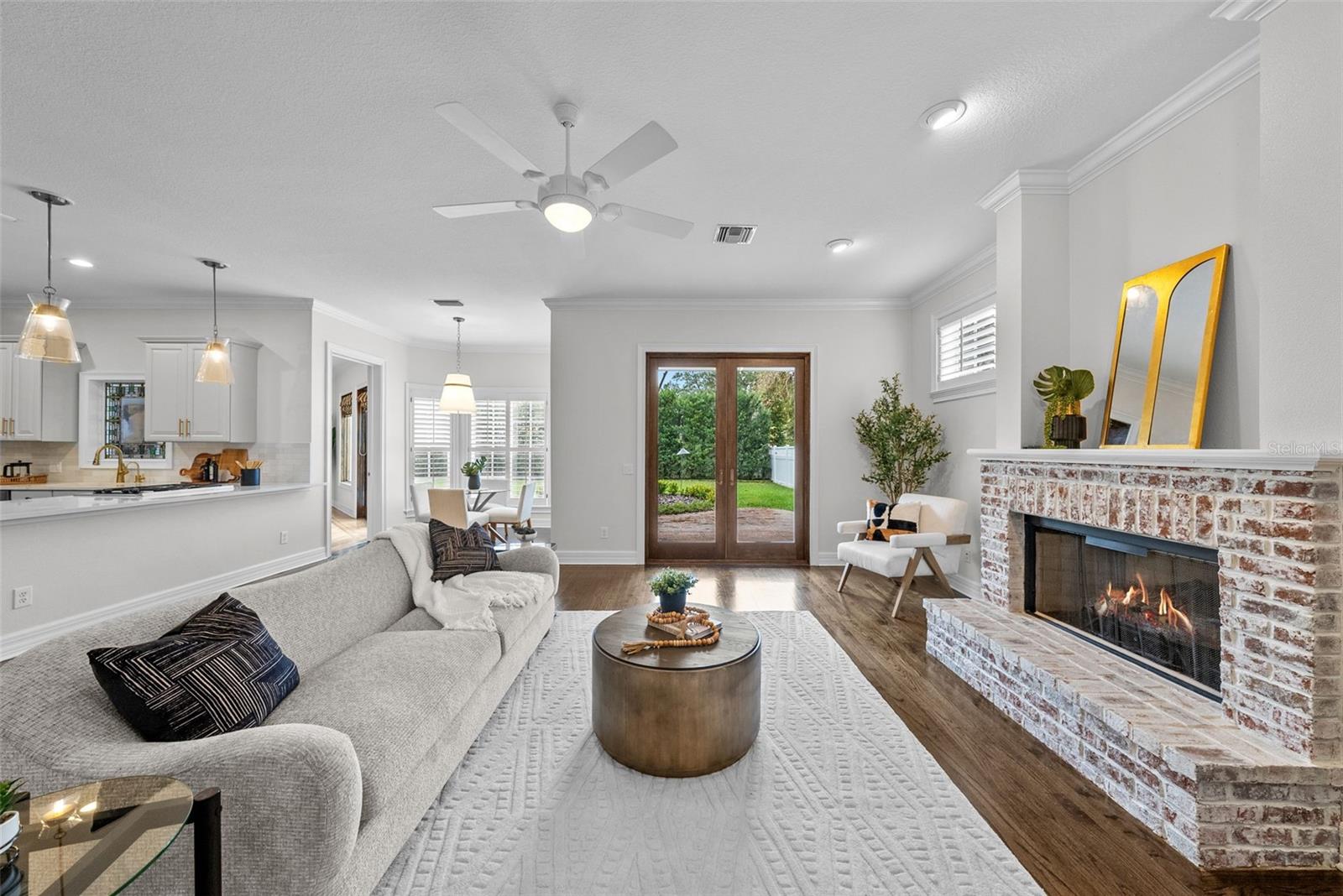 PICADILLY - Residential