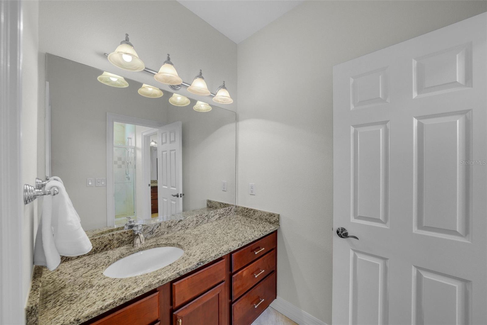 PICADILLY - Residential