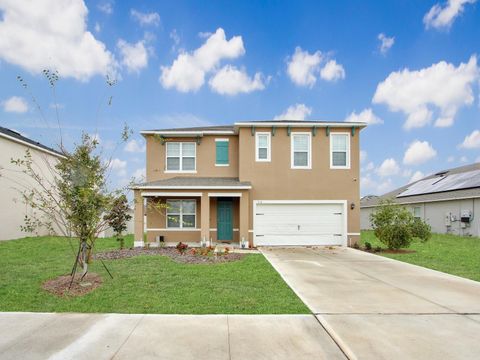 Photo of 714 Auburn Grove Court, Auburndale, FL 33823 (MLS # G5107419)