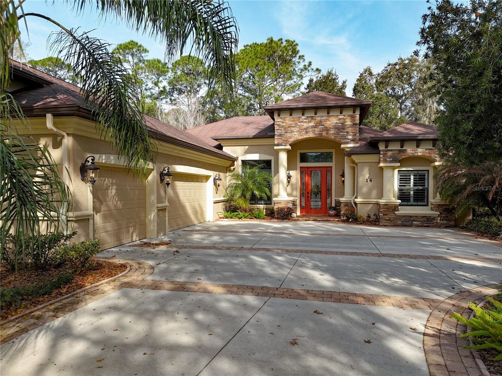 Photo of 14 Bluejack Court, Palm Coast, FL 32137 (MLS # O6391303)