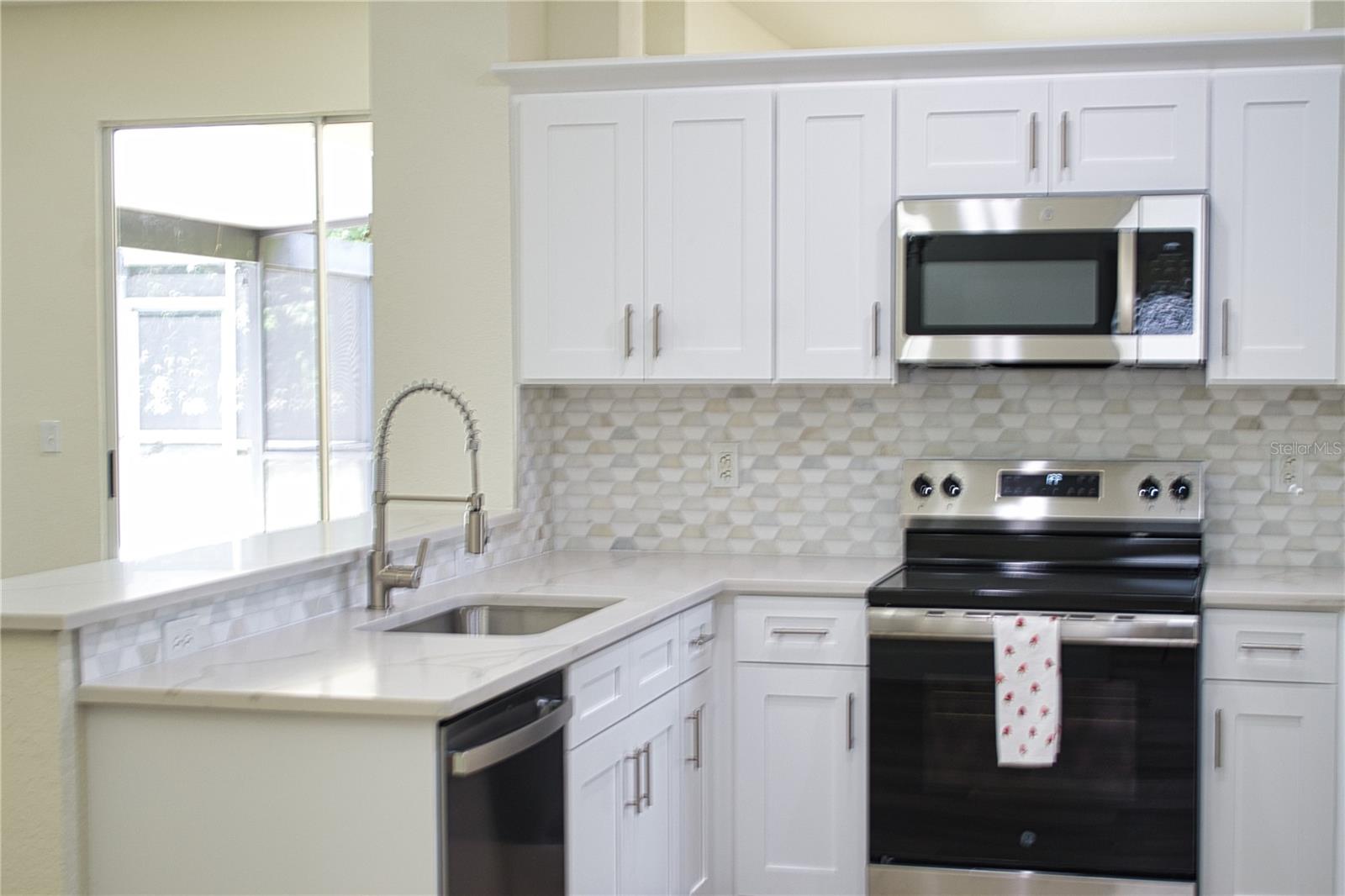 3405 SILVER GLEN COURT