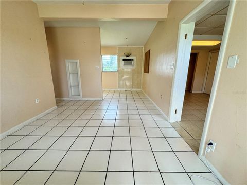 Single Family Residence in PORT CHARLOTTE FL 21552 MALLORY AVE Ave 4.jpg