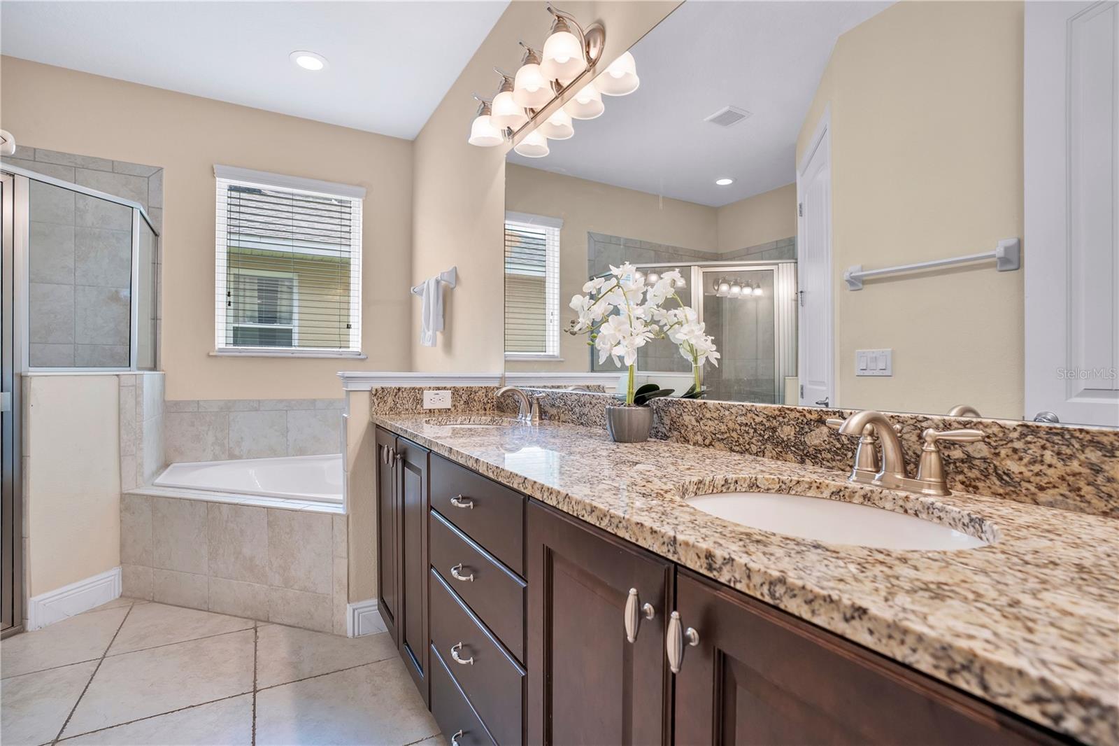 REUNION WEST PH 1 WEST & AMENT CTR RPLT - Residential