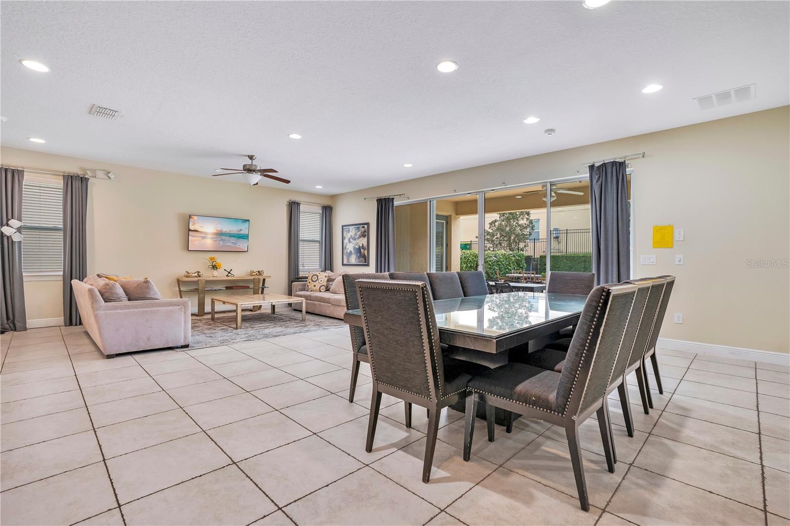 REUNION WEST PH 1 WEST & AMENT CTR RPLT - Residential