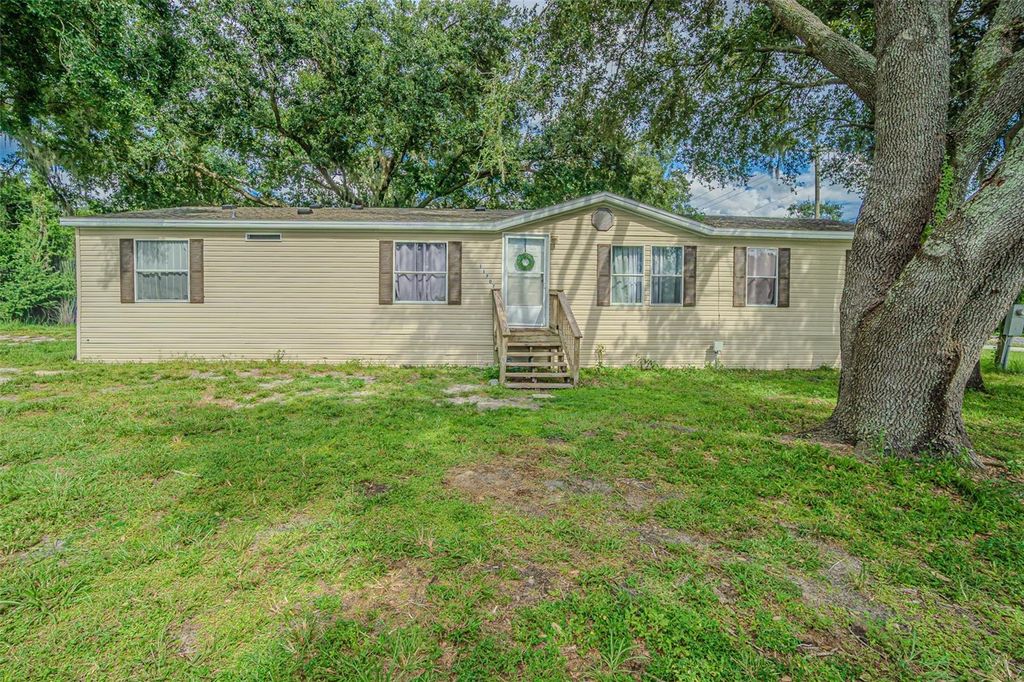 Photo of 11707 Bradley Road, Thonotosassa, FL 33592 (MLS # TB8429835)